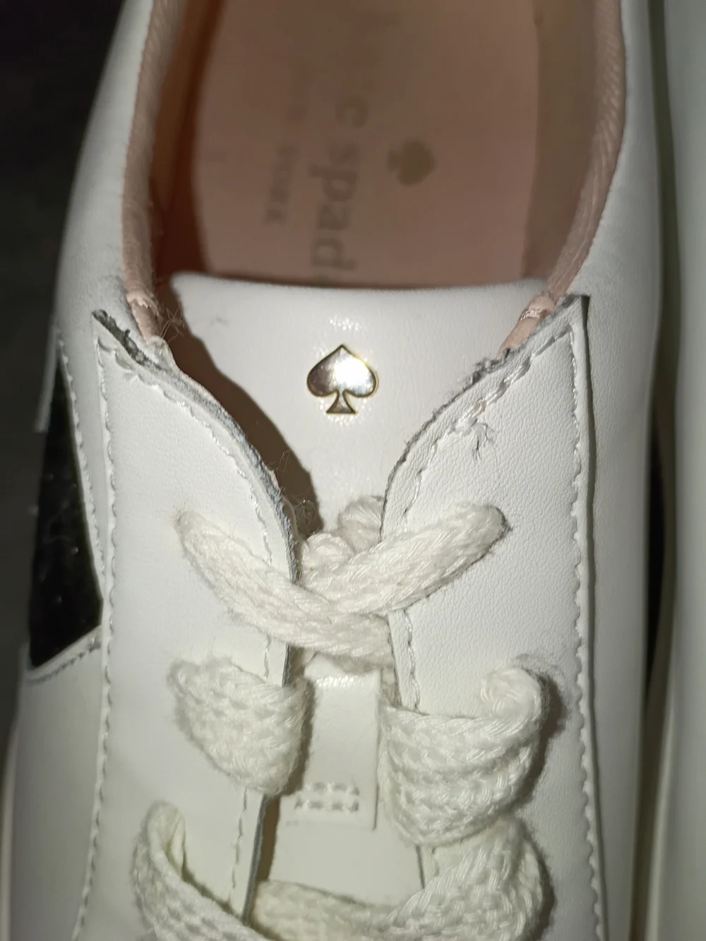 kate spade Fez White Sneakers with Black Spade Accent Size 11 EUC
